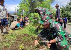 Anggota Kodim Tulungagung dan Warga Desa Besole Gelar Karya Bakti Bersihkan Jalan dan Masjid